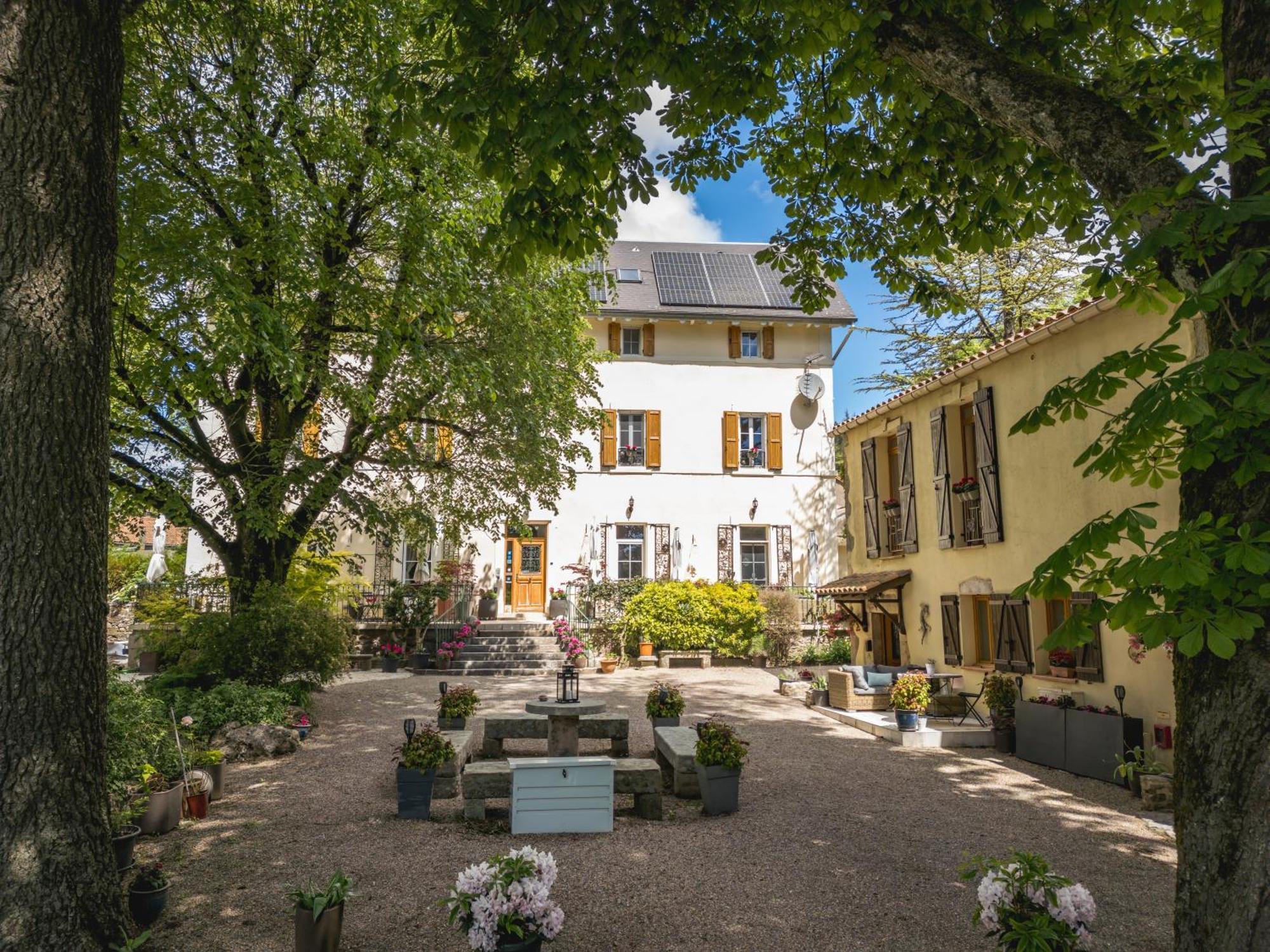 Gites Du Caylar - Chambres Et Appartments Le Caylar Luaran gambar
